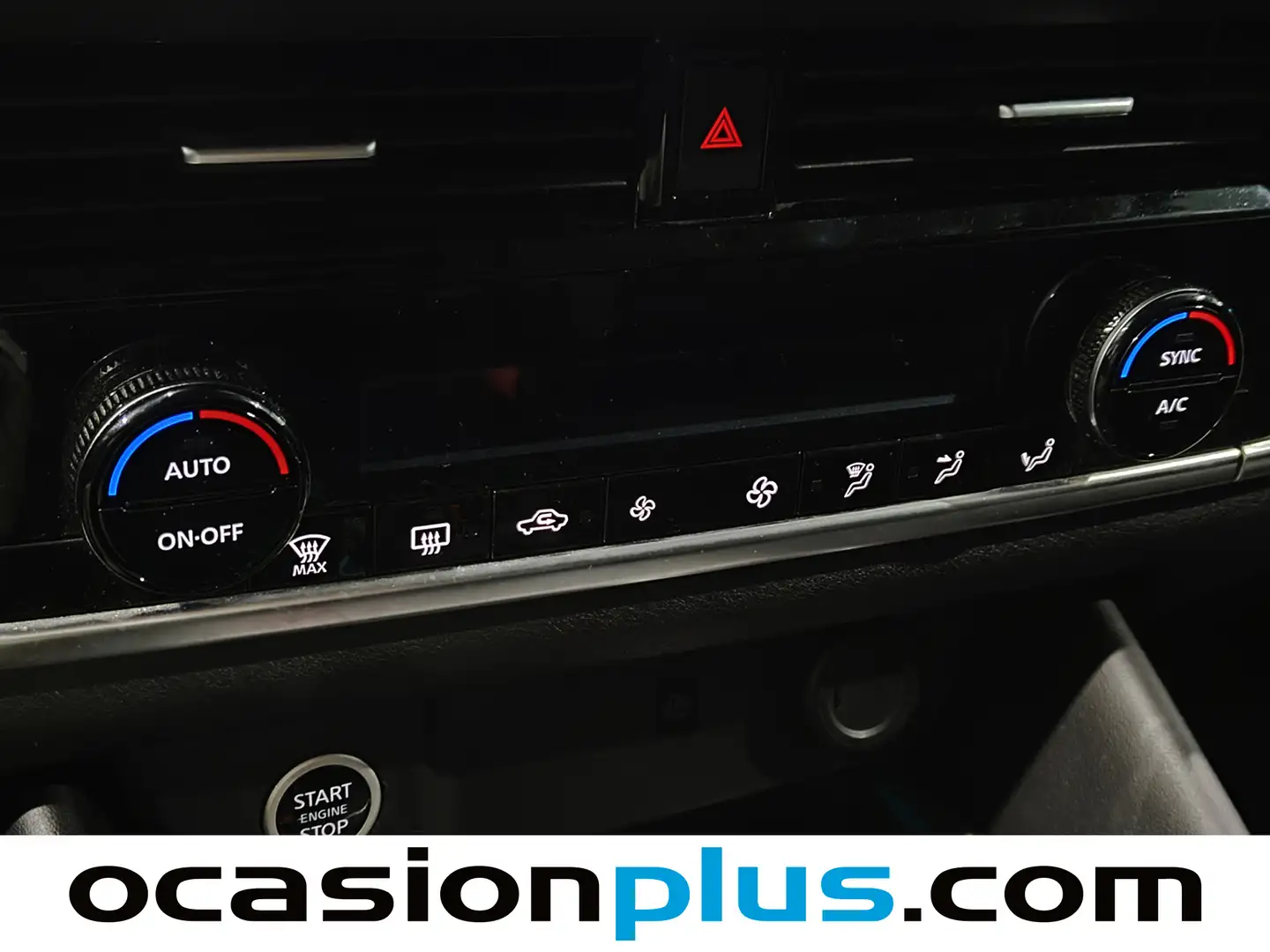 Foto Nissan QASHQAI Nissan Qashqai DIG-T 160 N-Connecta Xtronic DCT (158 CV)