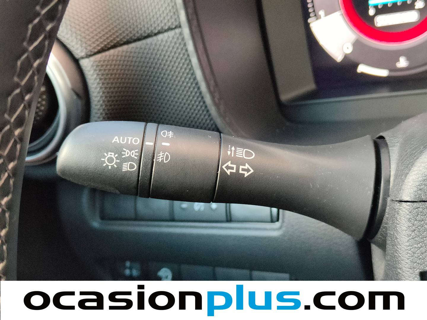 Foto Nissan JUKE Nissan Juke DIG-T N-Connecta 4x2 DCT (114 CV)