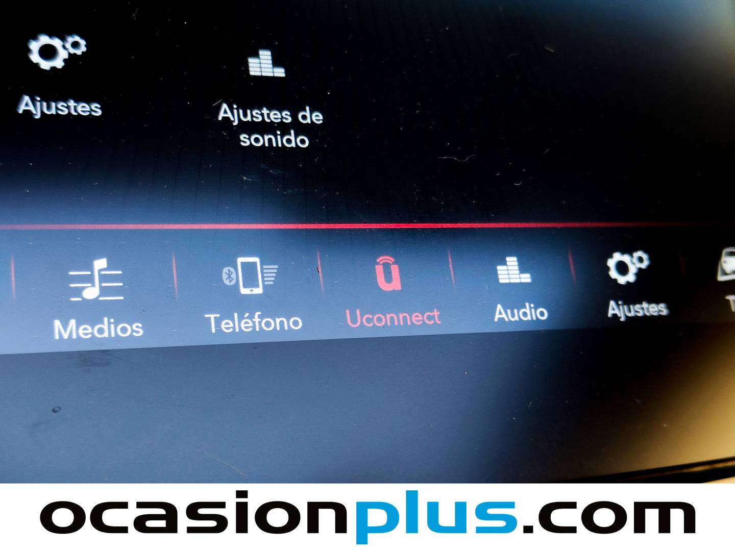 Equipamiento del Fiat 500C Fiat 500C 1.0 Hybrid Dolcevita (70 CV)