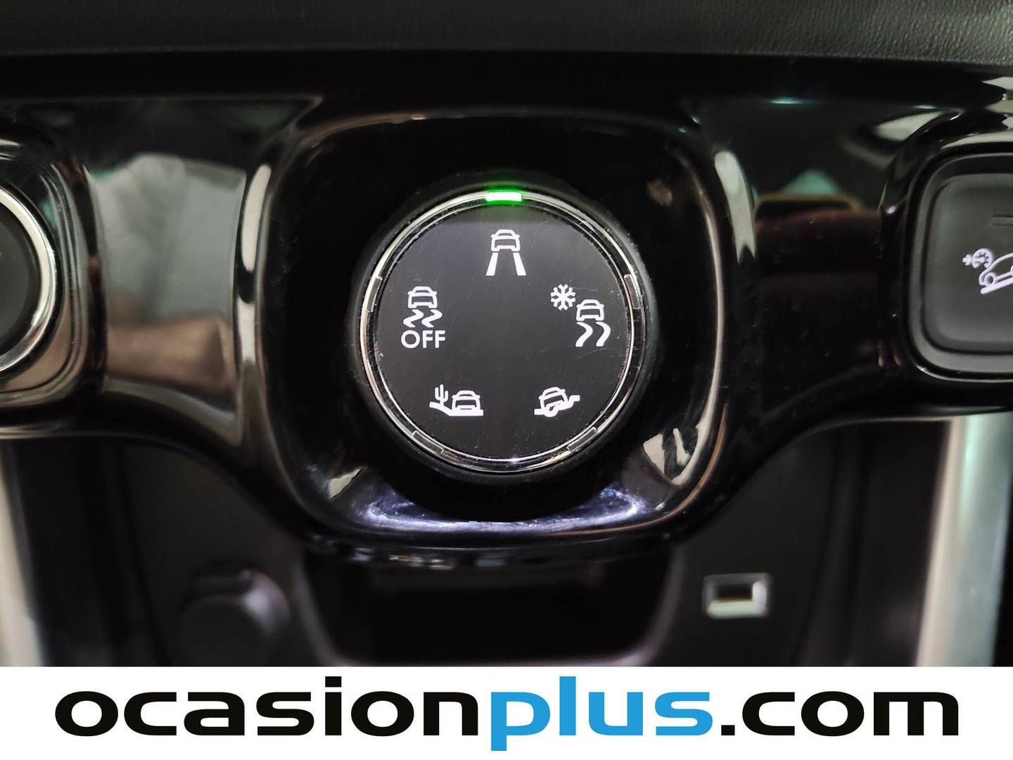 Equipamiento del Citroën C3 Aircross Citroën C3 Aircross PureTech 110 S&S Shine (110 CV)