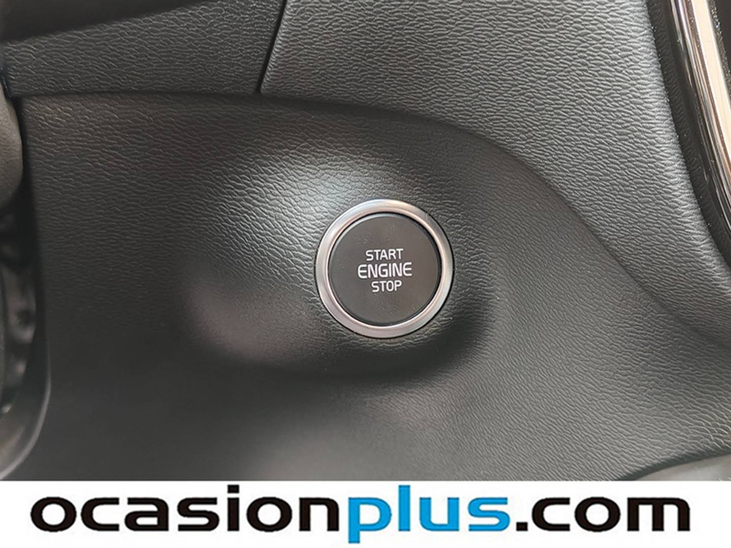 Foto Volvo XC40 Volvo XC40 B3 G Core Auto (163 CV)