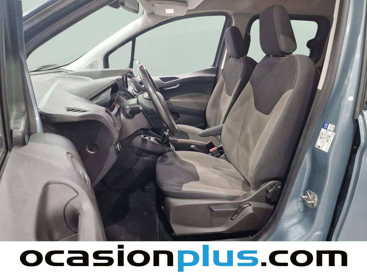 Foto asientos delanteros Ford Tourneo Courier Ford Tourneo Courier 1.0 EcoBoost Titanium (100 CV)