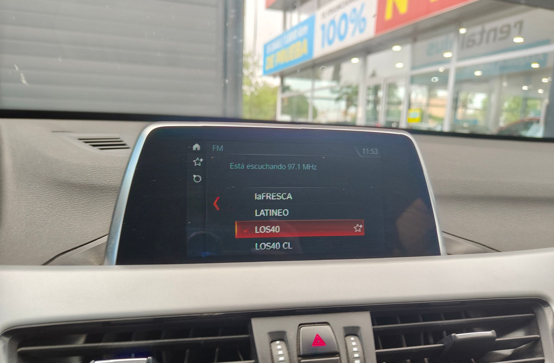 BMW X1 sDrive18d Business - foto 42