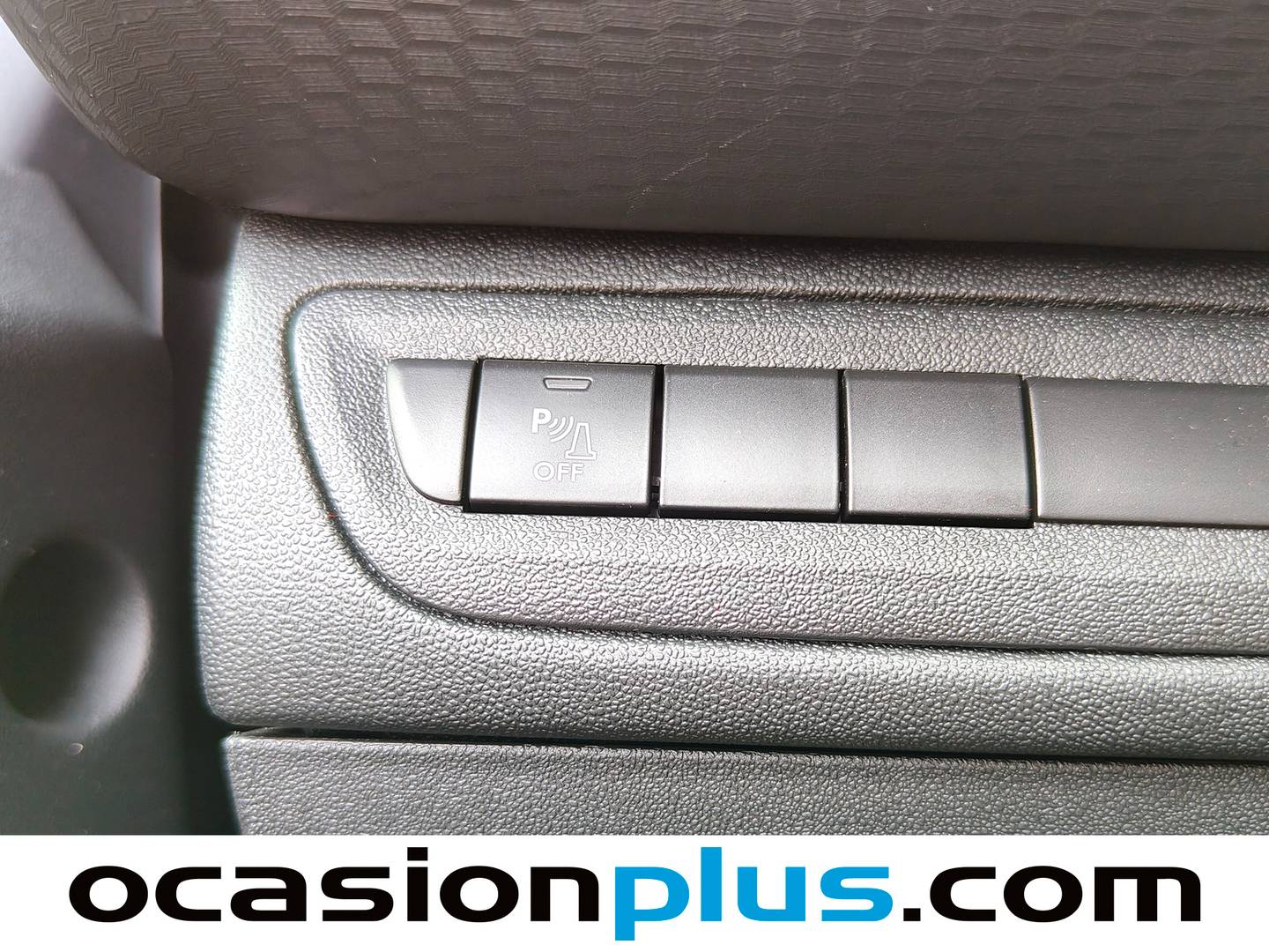 Accesorios del Peugeot 2008 Peugeot 2008 BlueHDi 100 Style (100 CV)
