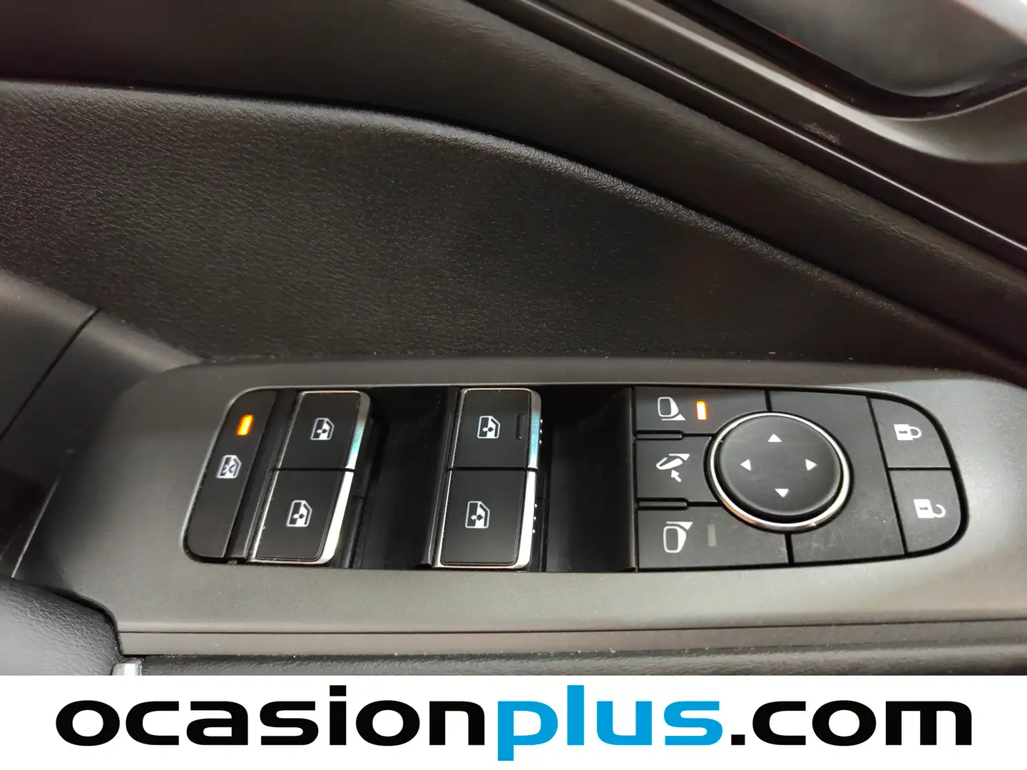 Foto Nissan QASHQAI Nissan Qashqai DIG-T 140 N-Connecta (140 CV)