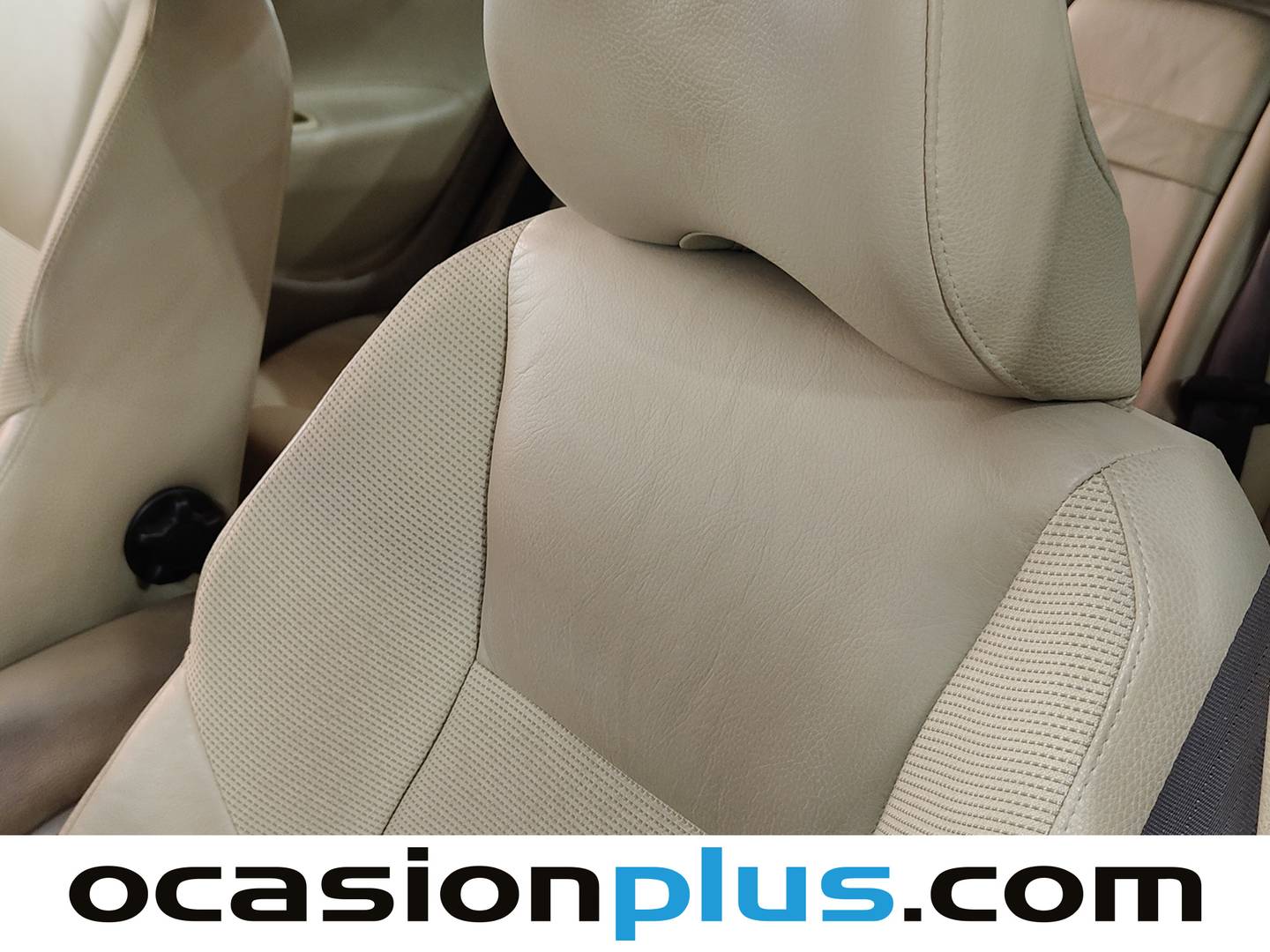 Extras y acabados del Volvo S60 Volvo S60 S60 2.4 Momentum (170 CV)