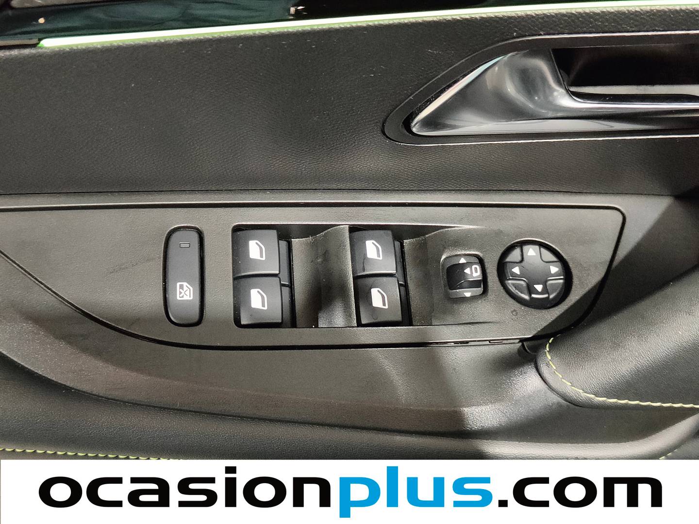 Foto Peugeot 2008 Peugeot 2008 BlueHDI 130 S&S GT Pack EAT8 (130 CV)