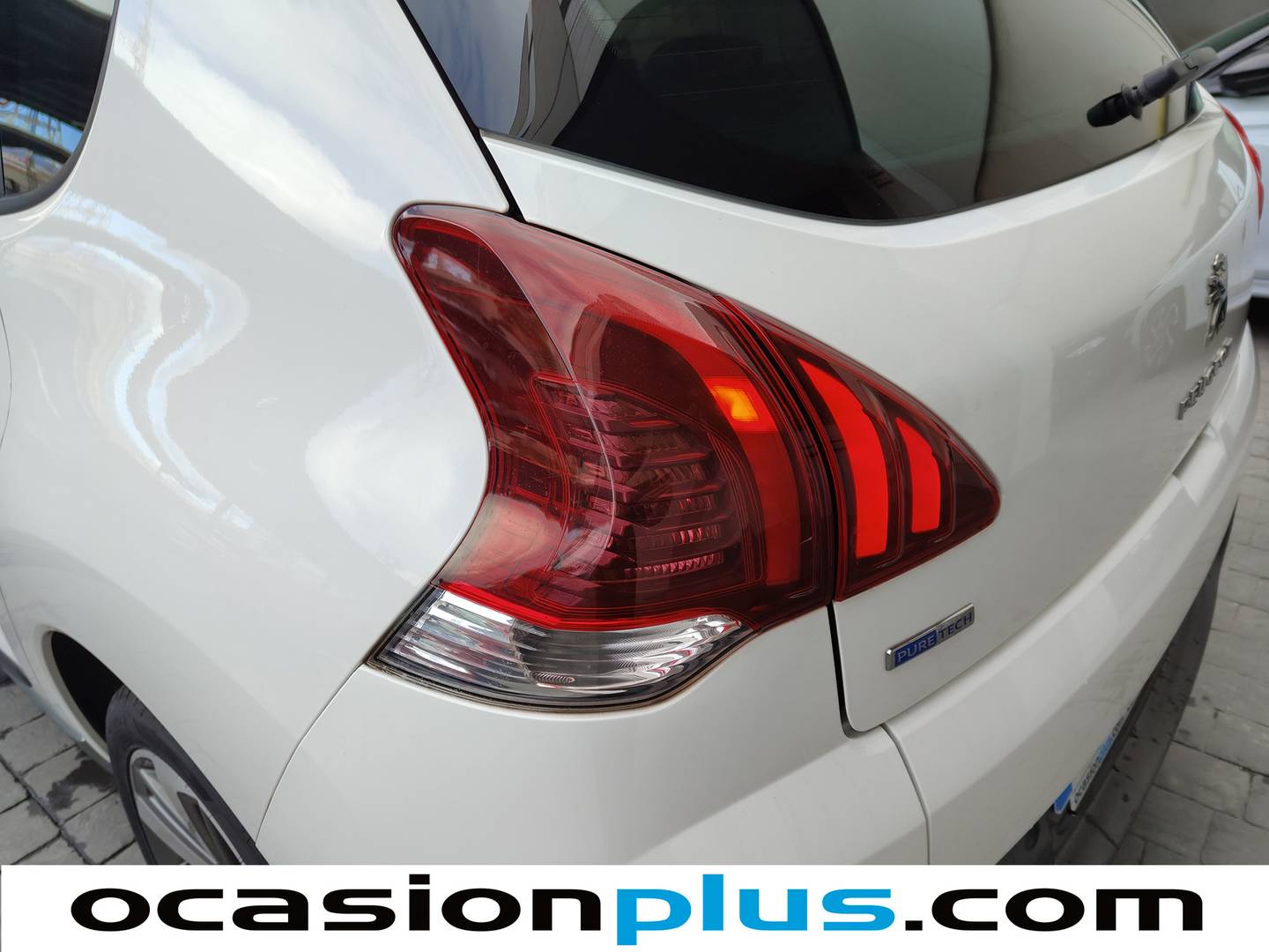 Foto Peugeot 3008 Peugeot 3008 1.2 PureTech S&S Allure (130 CV)