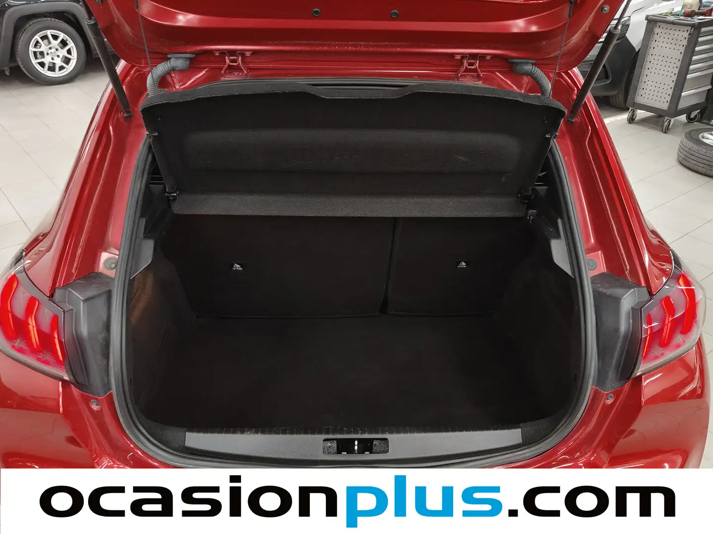 Foto Peugeot 208 Peugeot 208 PureTech 100 Allure (100 CV)