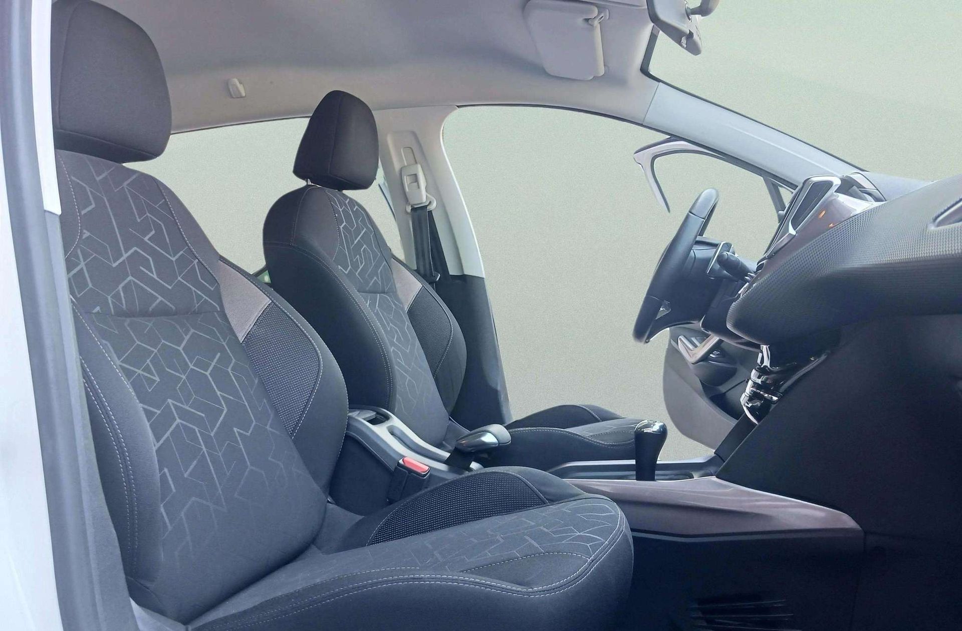Peugeot 2008 VTI 82 Active ETG5 - foto 16