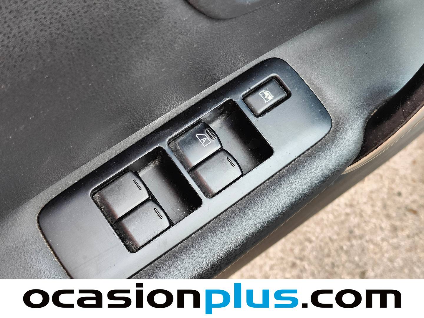 Nissan QASHQAI Nissan Qashqai TEKNA PREMIUM 4X2 17 2010
