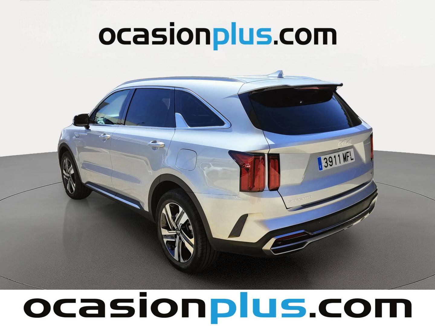 Foto trasera KIA Sorento KIA Sorento 1.6 T-GDi HEV Drive 4x2 (230 CV) 7 Pazas izquierda