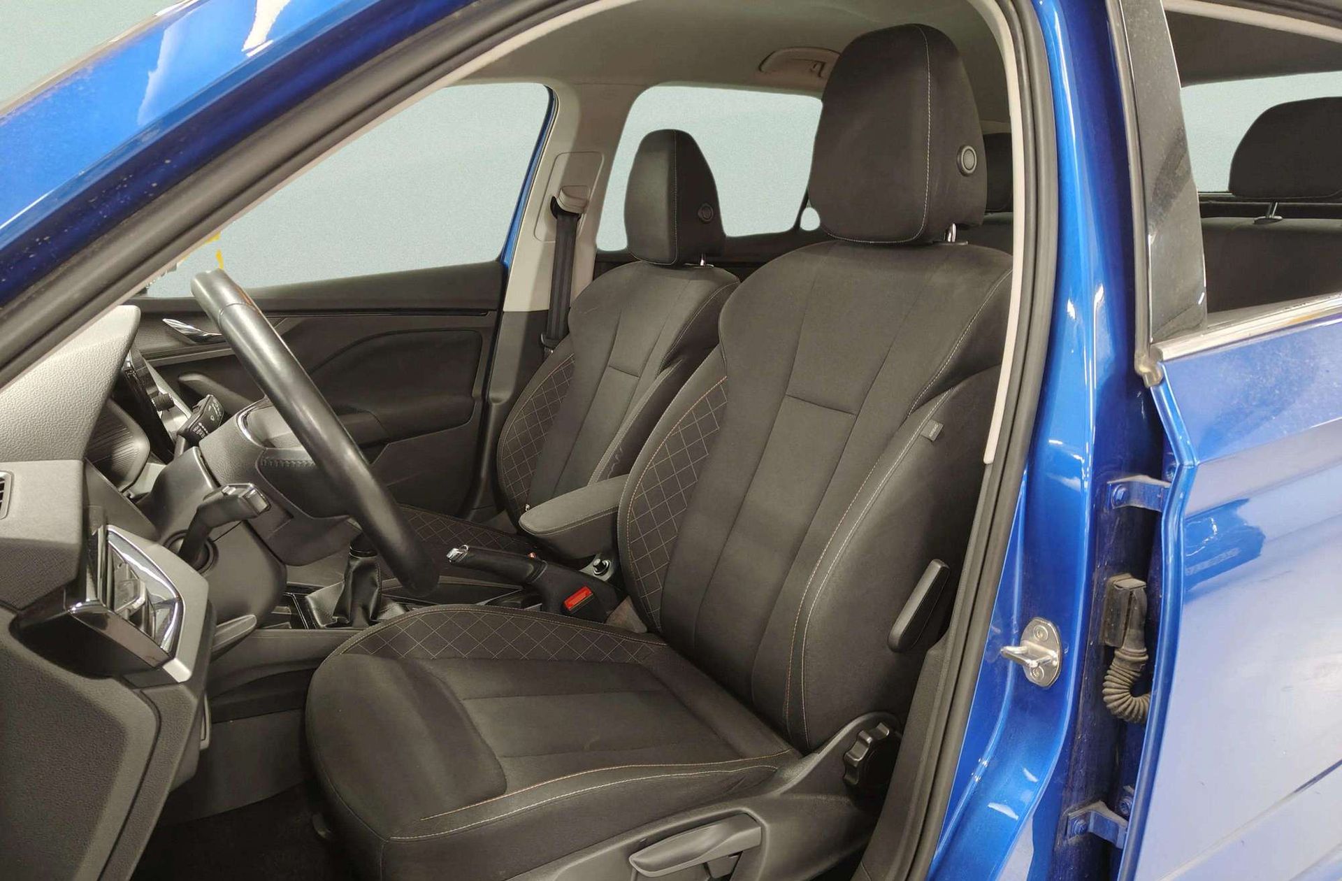 Škoda Kamiq 1.0 TSI Ambition - foto 10