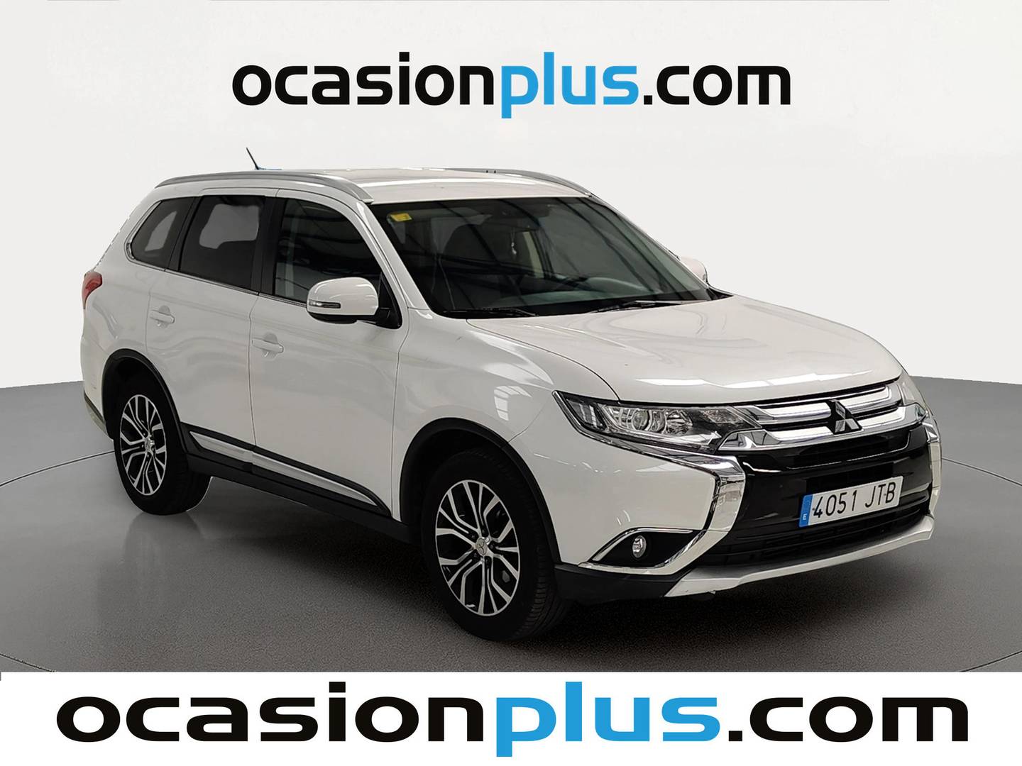 Foto delantera Mitsubishi Outlander Mitsubishi Outlander 220 DI-D Motion 2WD (150 CV) derecha