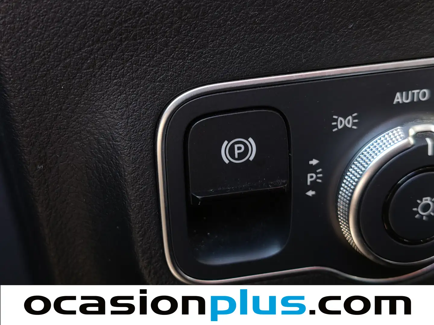 Foto Mercedes GLA Mercedes-Benz GLA GLA 180 (136 CV) Pack AMG