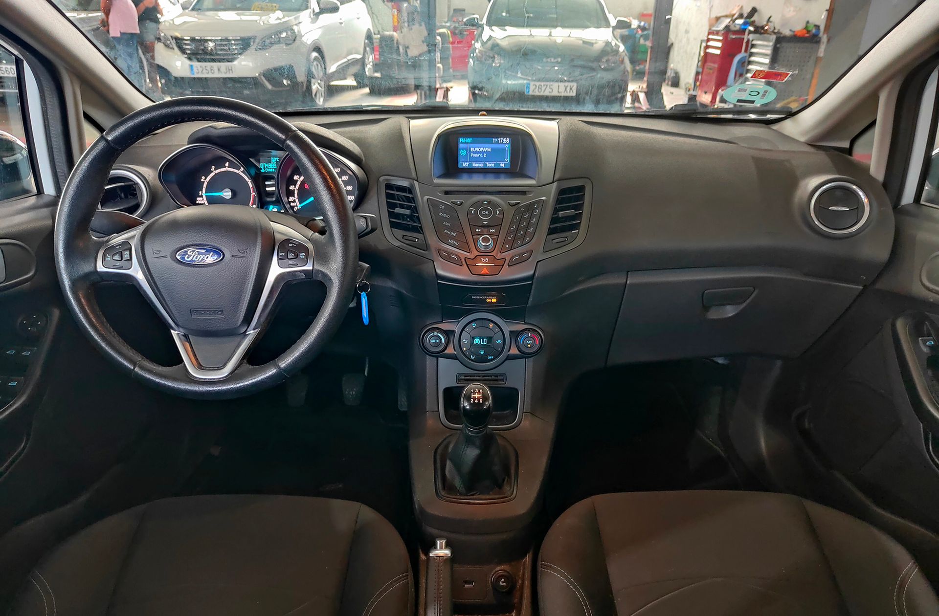 Ford Fiesta 1.0 EcoBoost Trend - foto 6