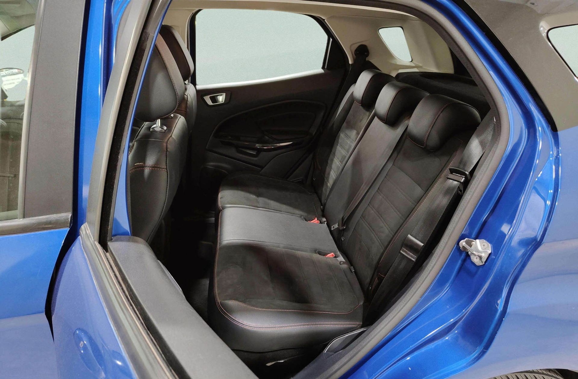 Ford EcoSport 1.0T EcoBoost ST Line - foto 16