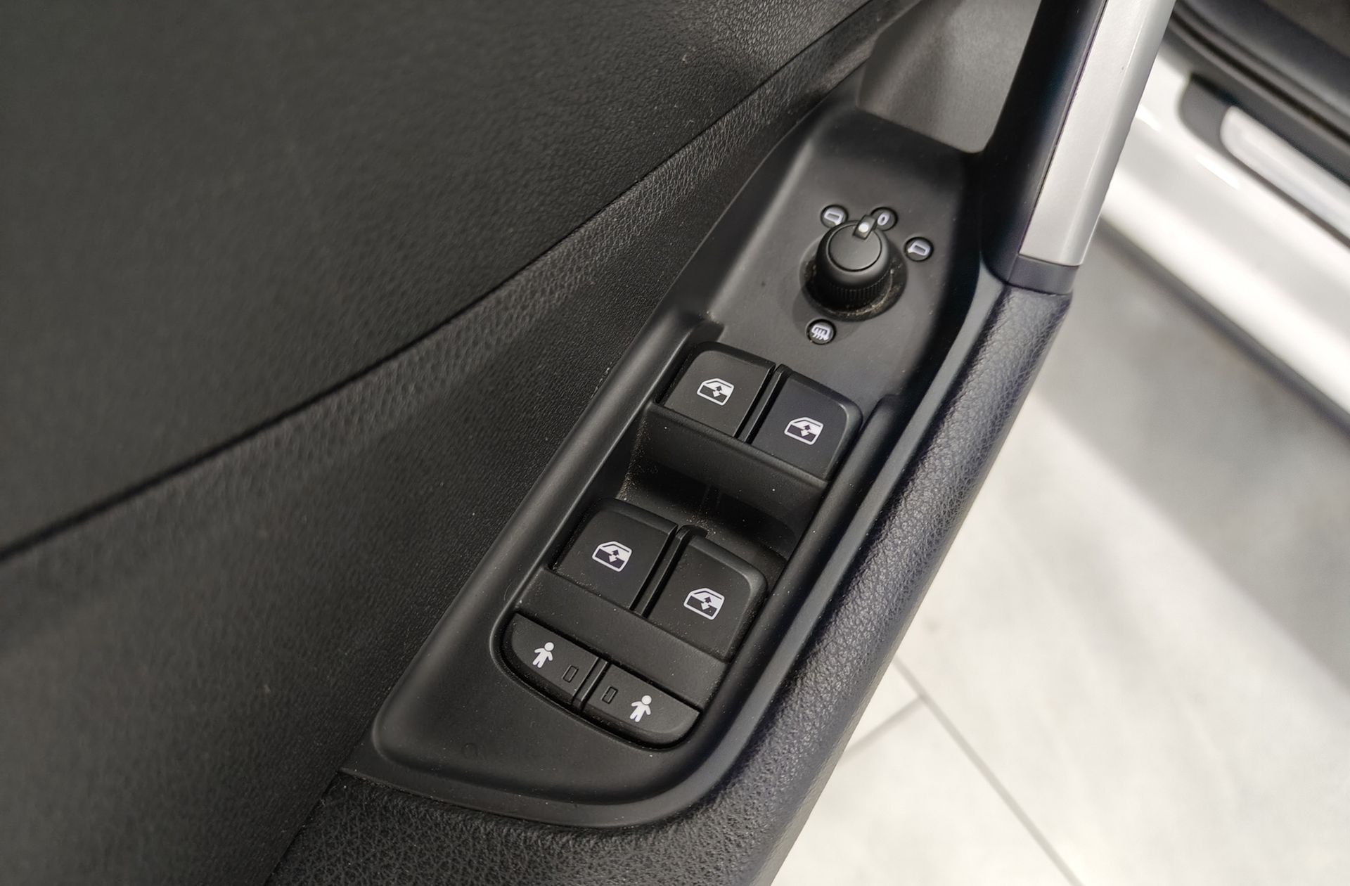Audi Q2 Advanced 30 TDI - foto 30