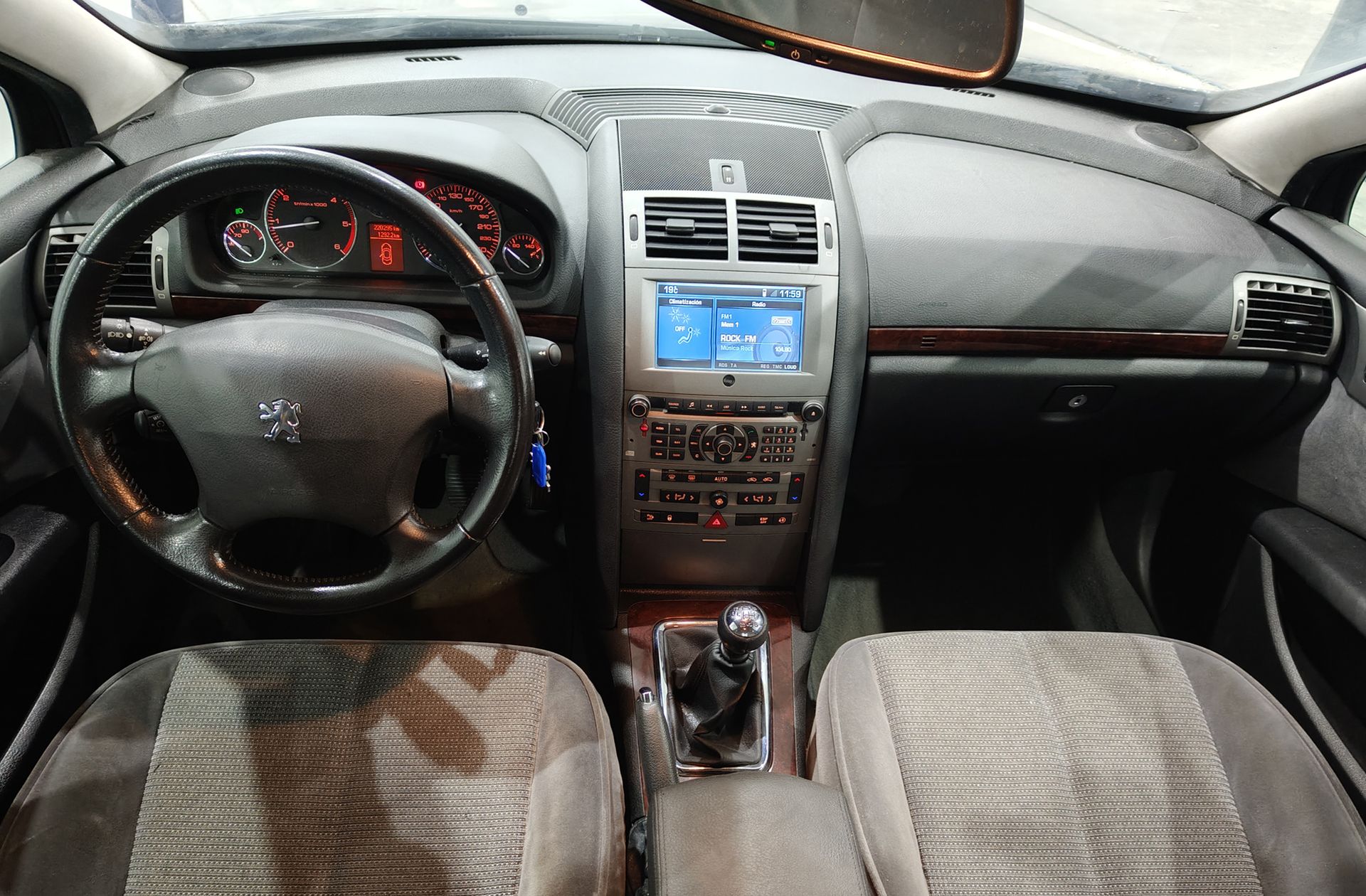 Peugeot 407 HDi 136 ST Confort Pack - foto 6