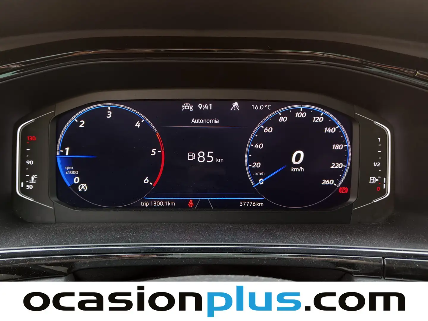 Foto Volkswagen T-Roc Volkswagen T-Roc R-Line 2.0 TDI (150 CV)