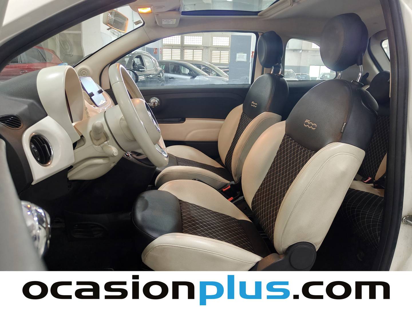 Foto asientos delanteros Fiat 500 Fiat 500 1.0 Hybrid Dolcevita (70 CV)