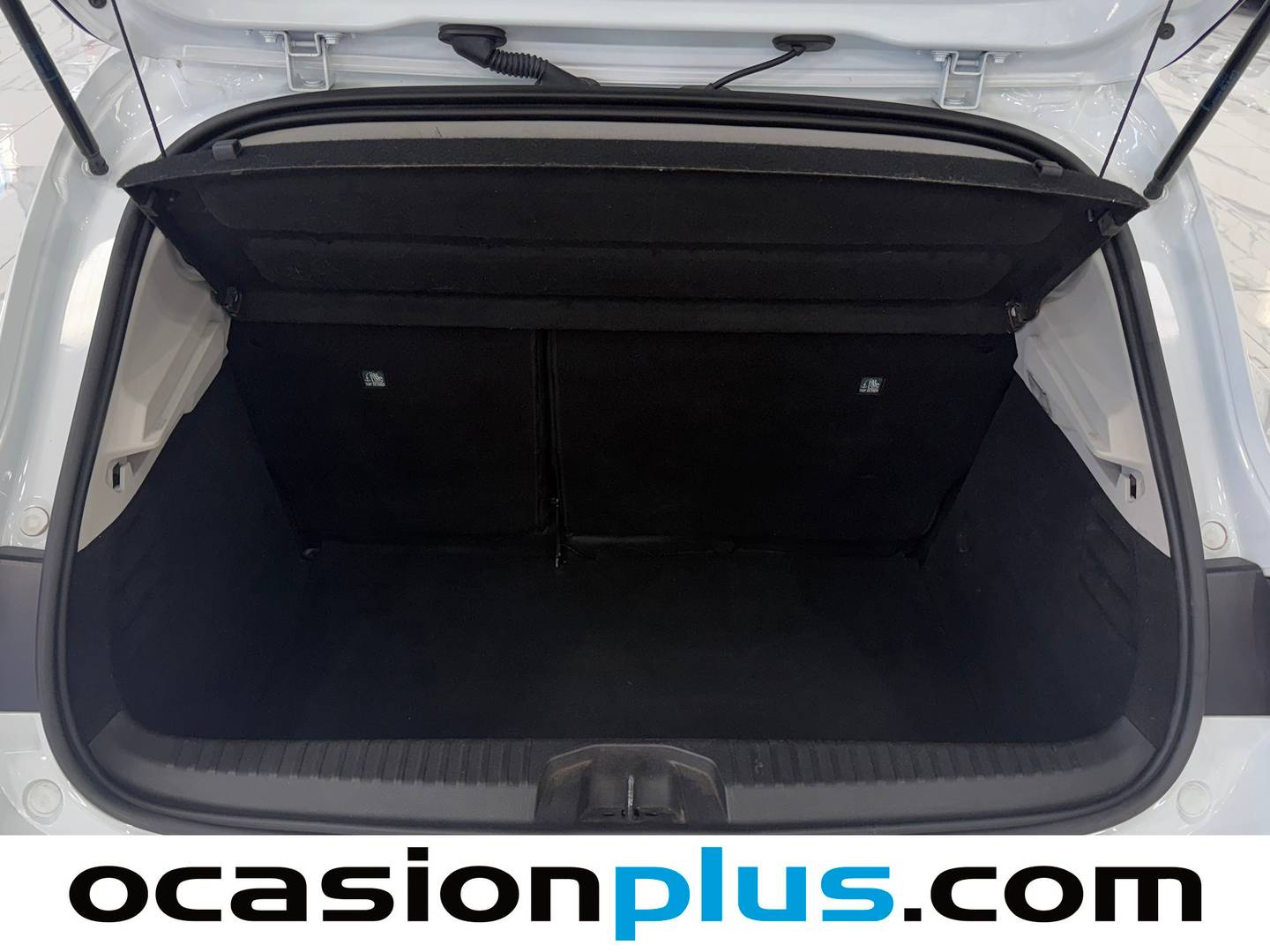 Fotos maletero Renault Clio Renault Clio Business TCe (100 CV) GLP