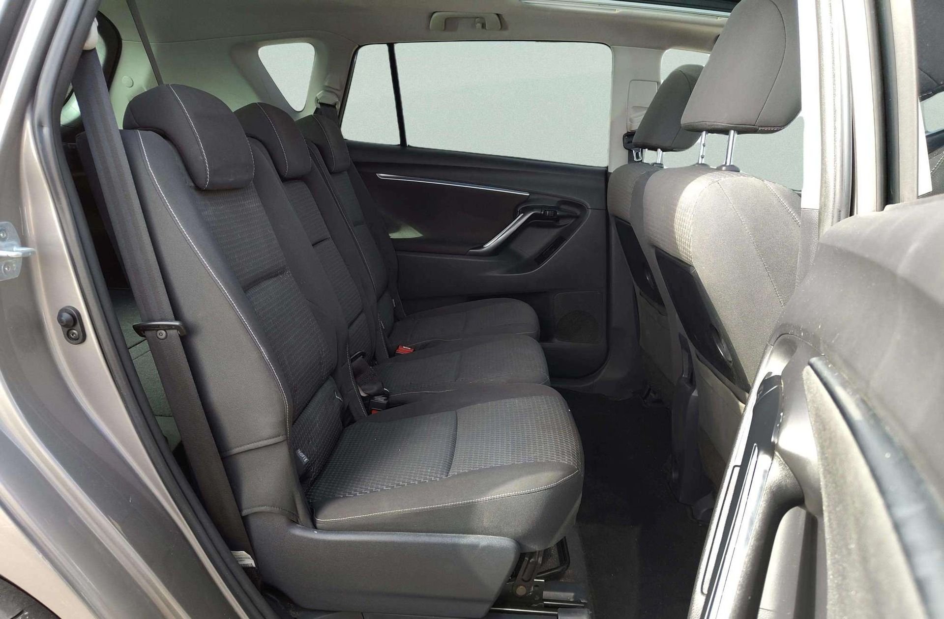 Toyota Verso 115D Advance - foto 15
