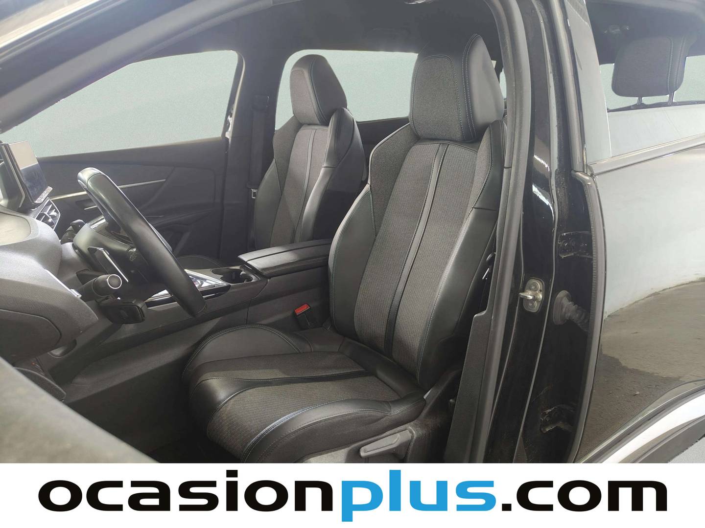 Foto asientos delanteros Peugeot 5008 Peugeot 5008 BlueHDI 130 S&S Allure Pack EAT8 (130 CV) 7 Plazas