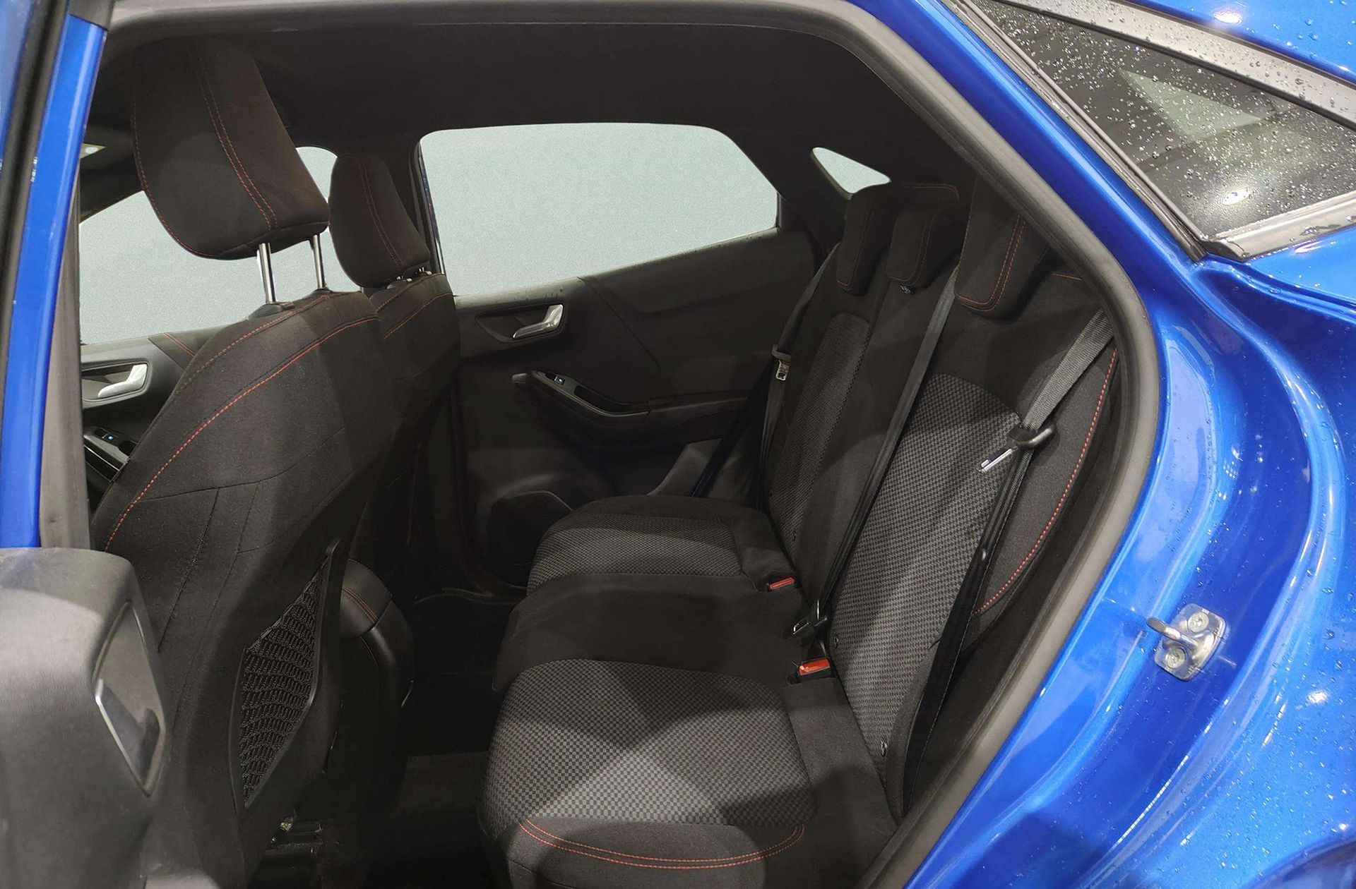 Ford Puma 1.0 EcoBoost MHEV ST-Line Design - foto 13