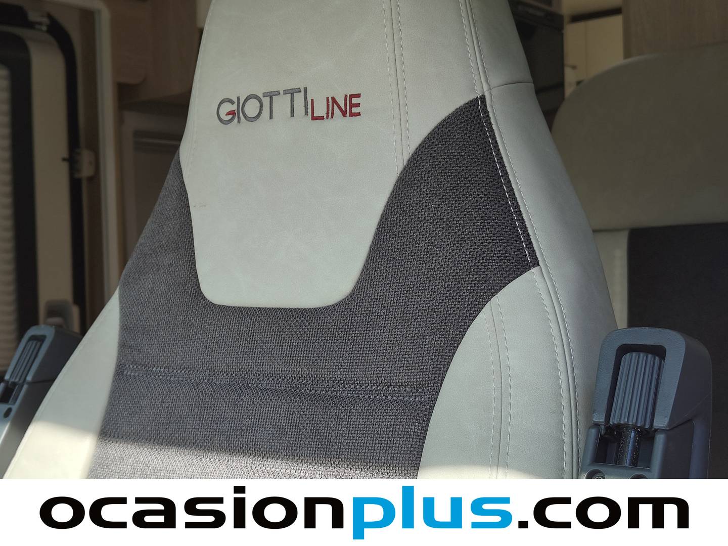 Foto GiottiLine Siena 322 GiottiLine Siena 322 2.2 Diesel (140 CV) 4 Plazas