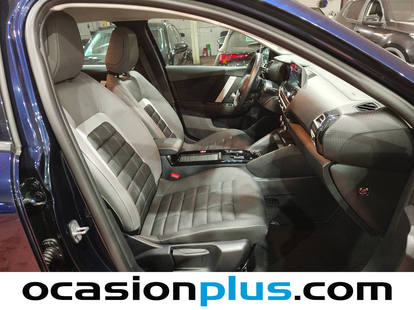 Citroën C4 Citroën C4 Hybrid 136 e-DCS6 Business Edition (136 CV) al mejor precio