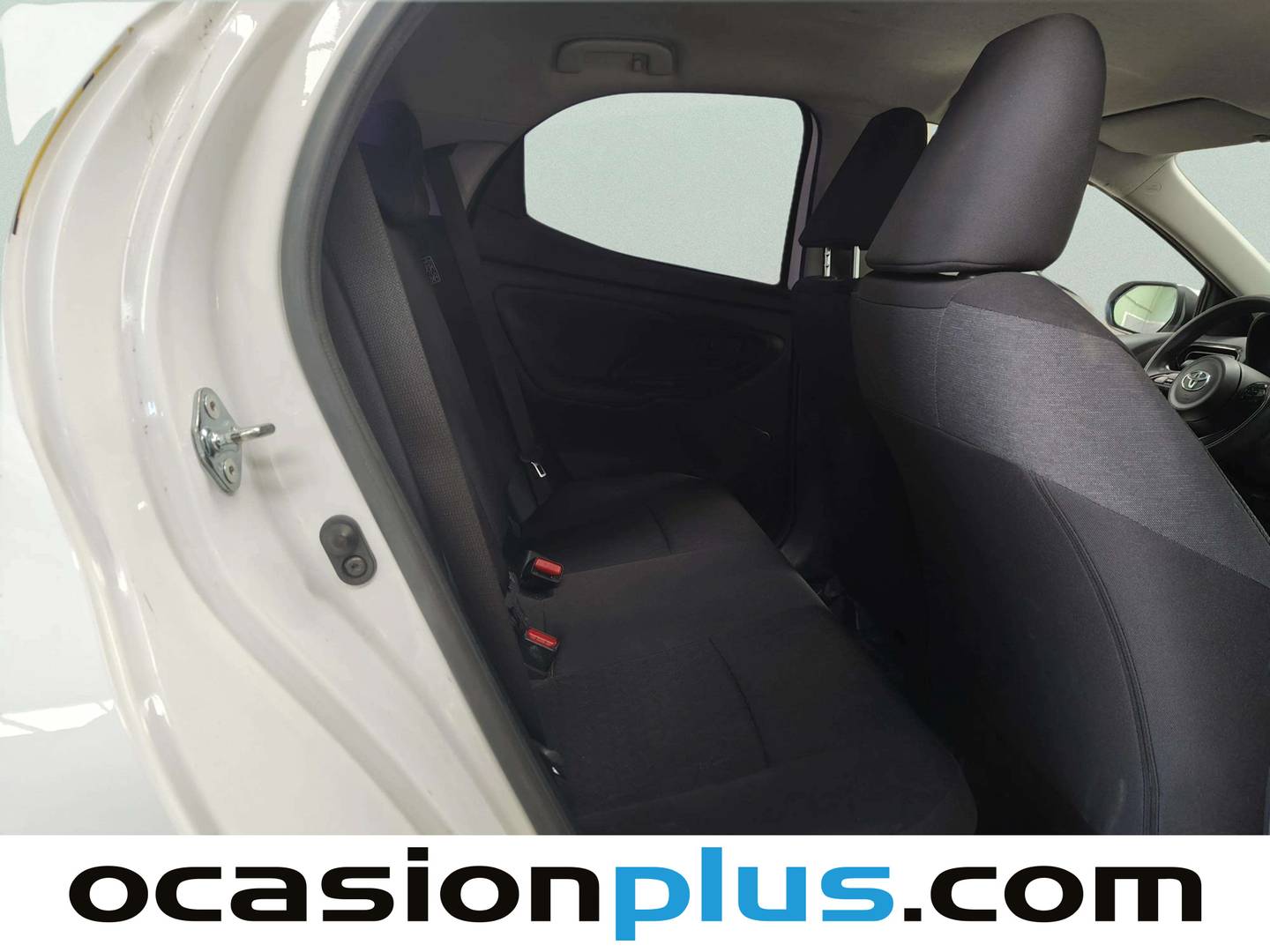 Foto Toyota Yaris Toyota Yaris 120H Business Plus (116 CV)