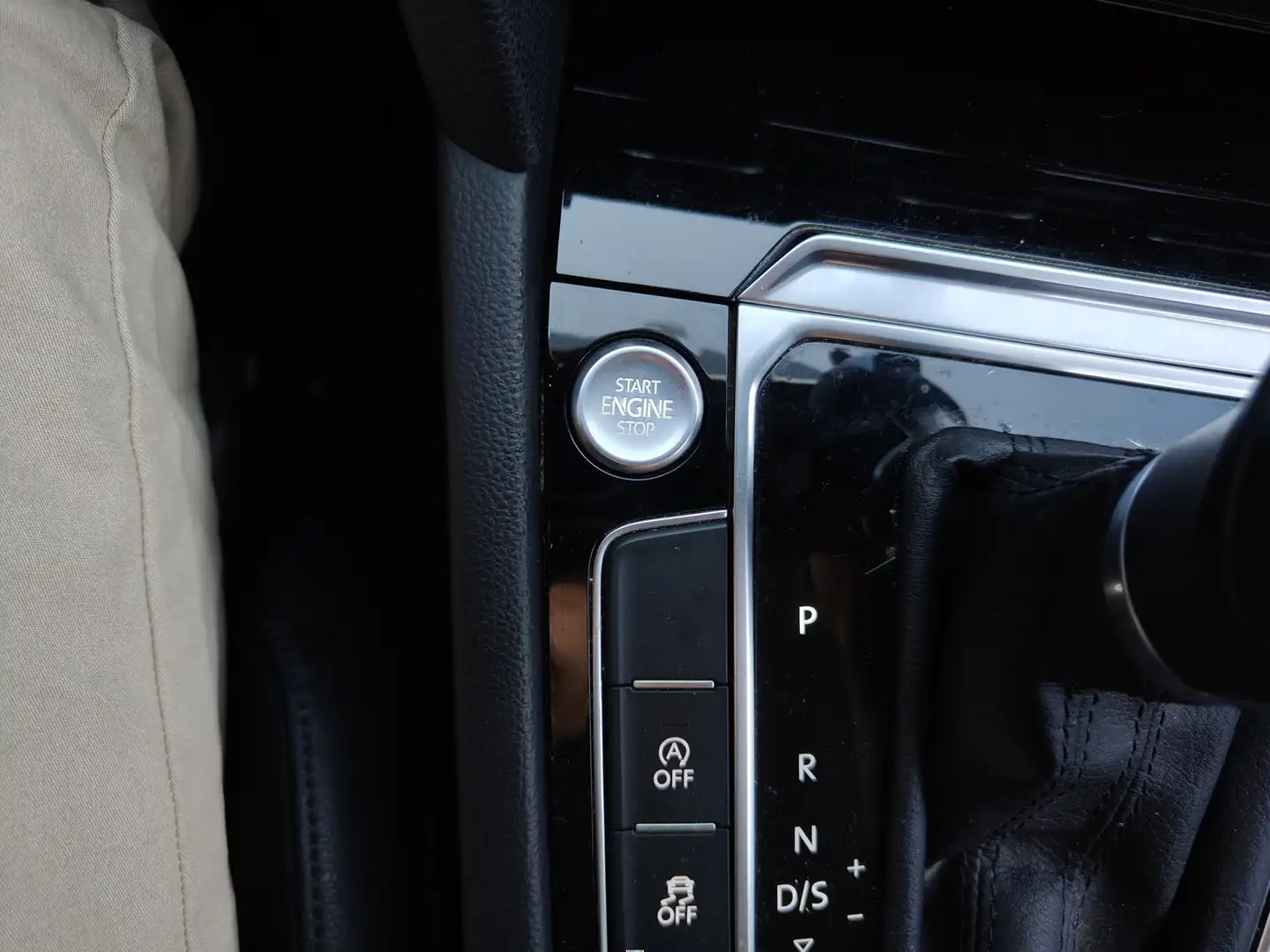 Foto Volkswagen Passat Volkswagen Passat Variant Sport 1.8 TSI BMT (180 CV) DSG