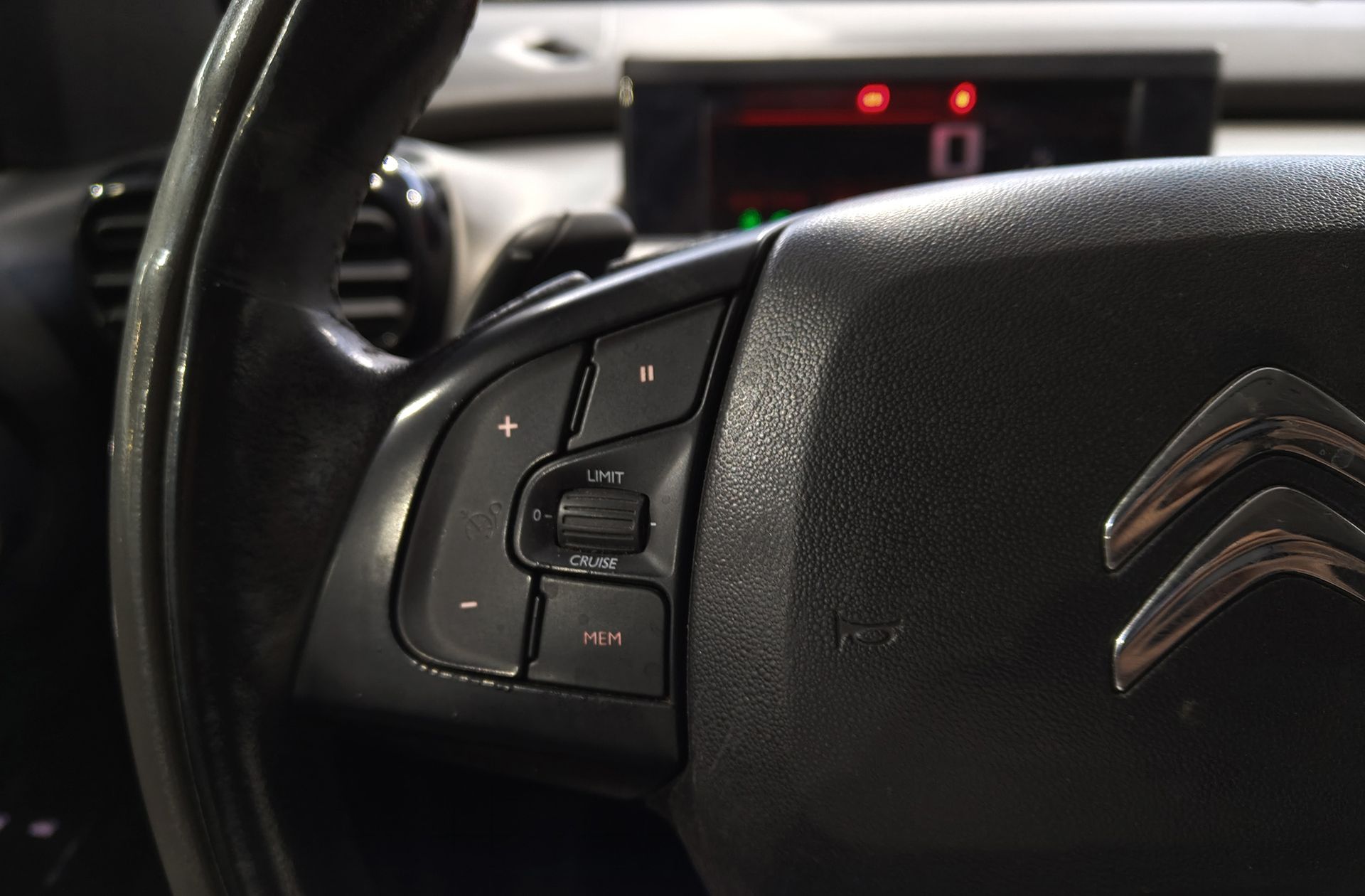 Citroën C4 Cactus 1.6 BlueHDi Feel Edition ETG6 - foto 23