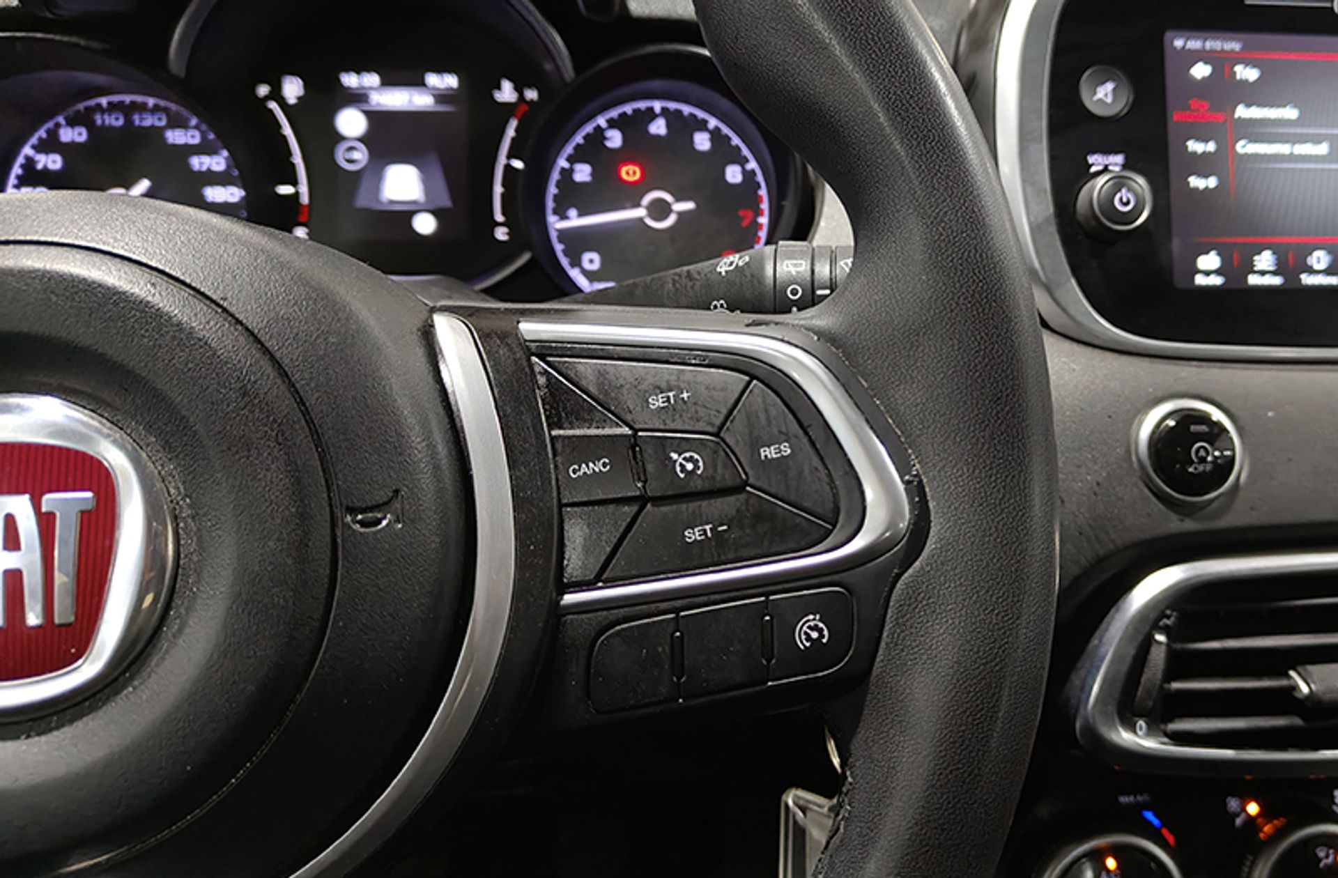 Fiat 500X 1.0 Firefly T3 Cross - foto 27