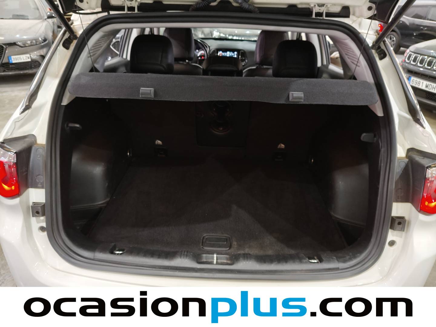 Foto asientos delanteros Jeep Compass Jeep Compass 1.4 Multiair Limited 4x2 (140 CV)