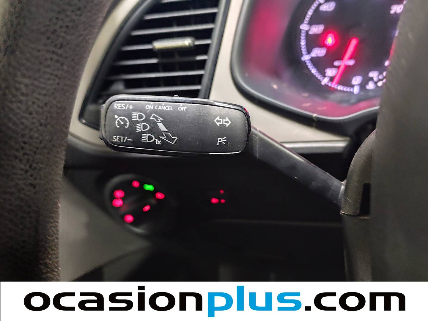 Seat León Seat León 1.2 TSI S&S Reference Plus (110 CV) seminuevo