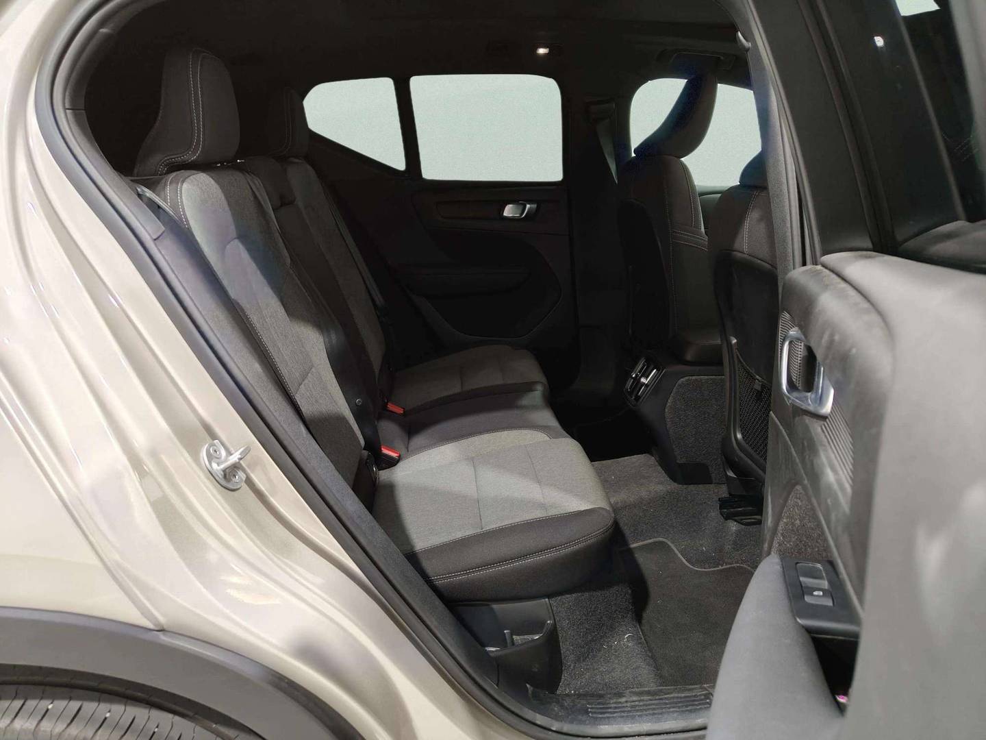 Volvo XC40 Volvo XC40 B3 Gasolina Mild hybrid Core Auto (163 CV) híbrido