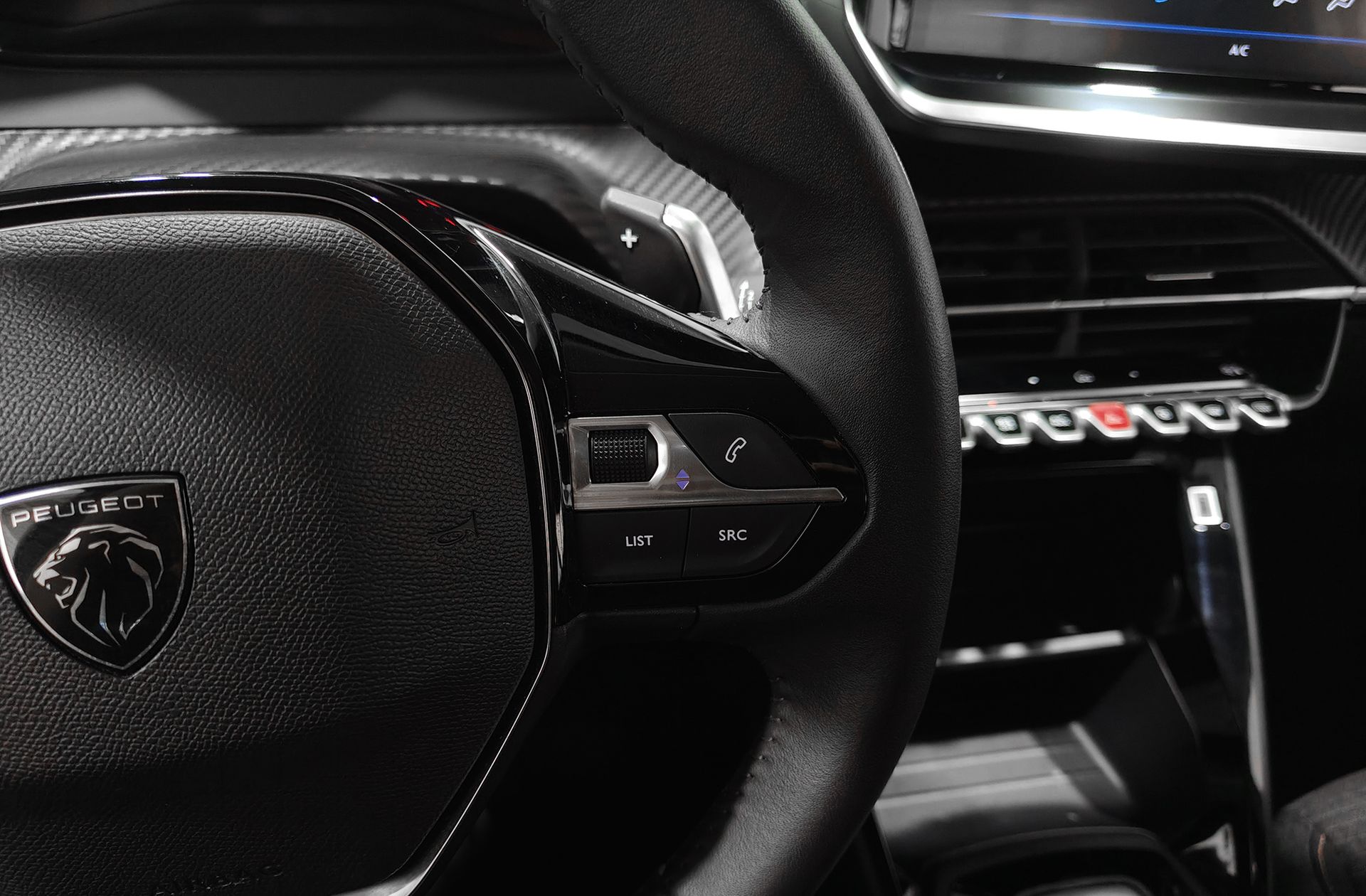 Peugeot 208 Style Hybrid 110 eDCS6 - foto 27