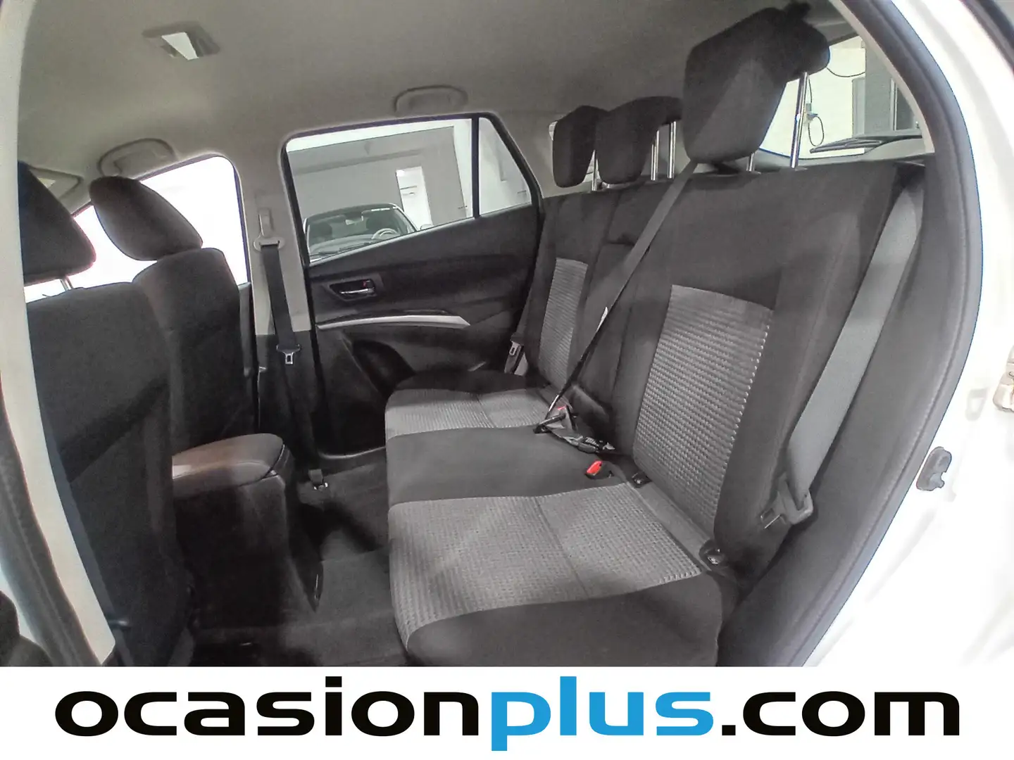 Foto Suzuki S-Cross Suzuki S-Cross 1.4T Mild Hybrid S2 4WD (129 CV)