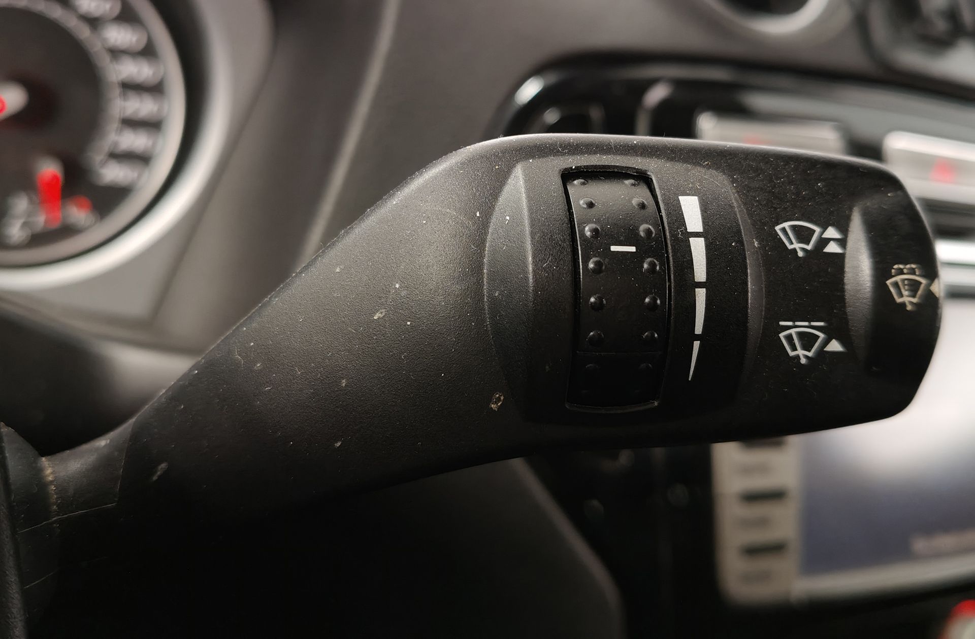Ford Mondeo 2.0 EcoBoost 203 Titanium S Powershift - foto 27