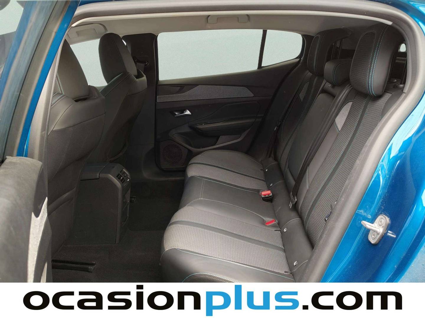 Foto asientos traseros Peugeot 408 Peugeot 408 Allure Hybrid eDCS6 (136 CV)