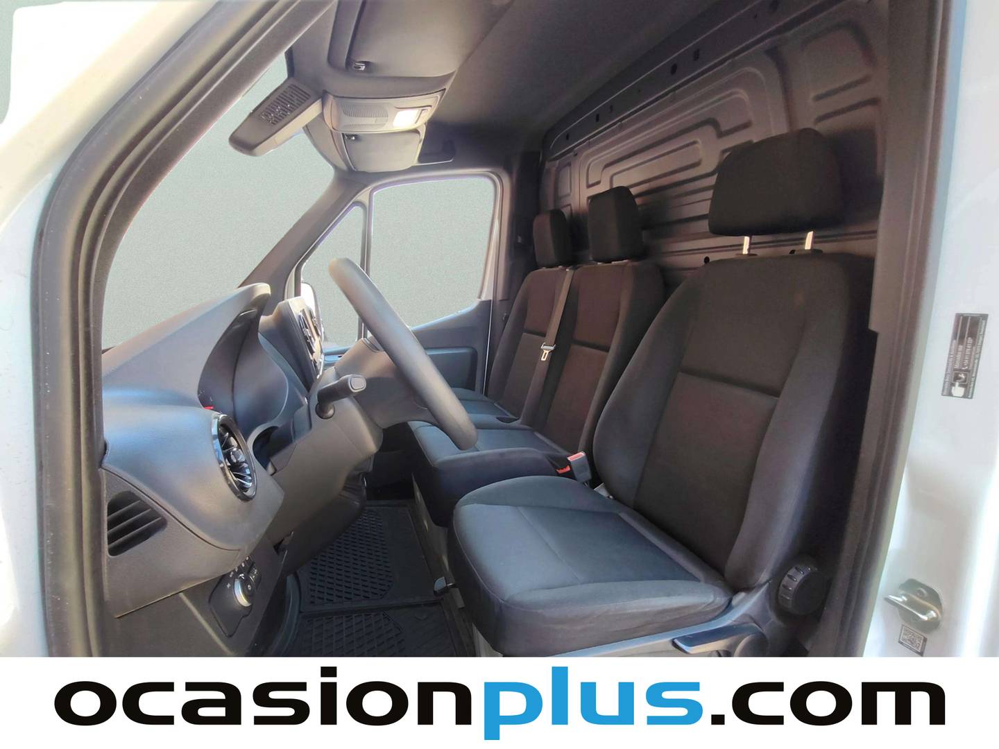 Foto asientos delanteros Mercedes Sprinter Mercedes Sprinter Furgon 311 CDI Corto 3.5T (114 CV)