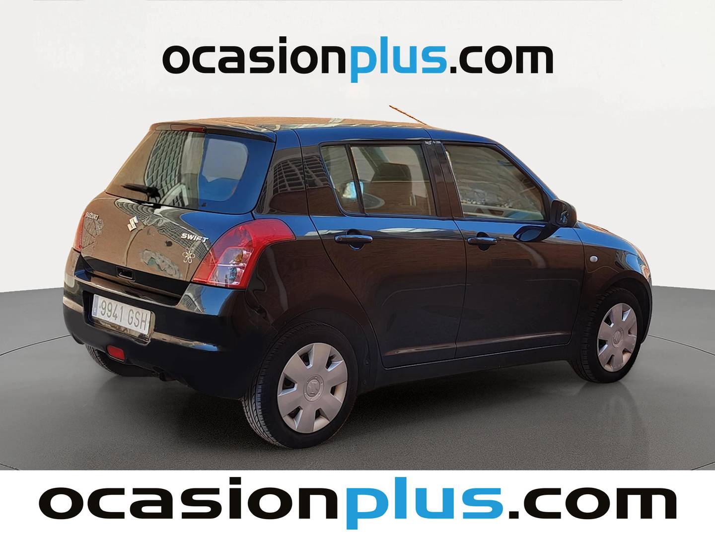 Foto trasera Suzuki Swift Suzuki Swift 1.3 GL (92 CV) derecha