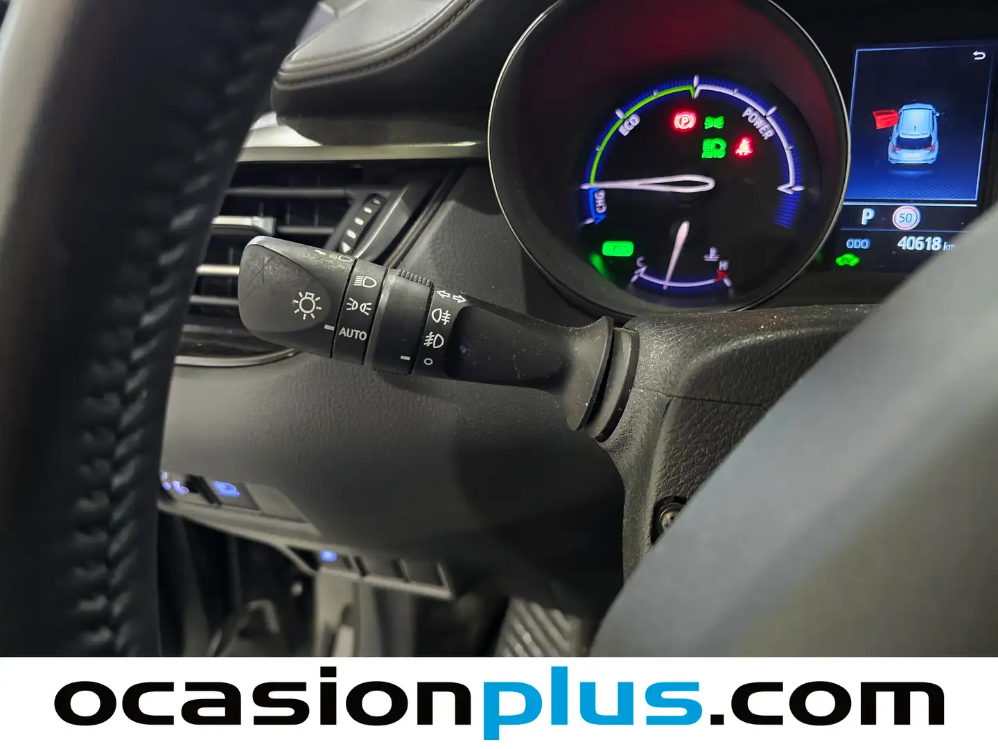 Foto Toyota C-HR Toyota C-HR 180H Advance (184 CV)