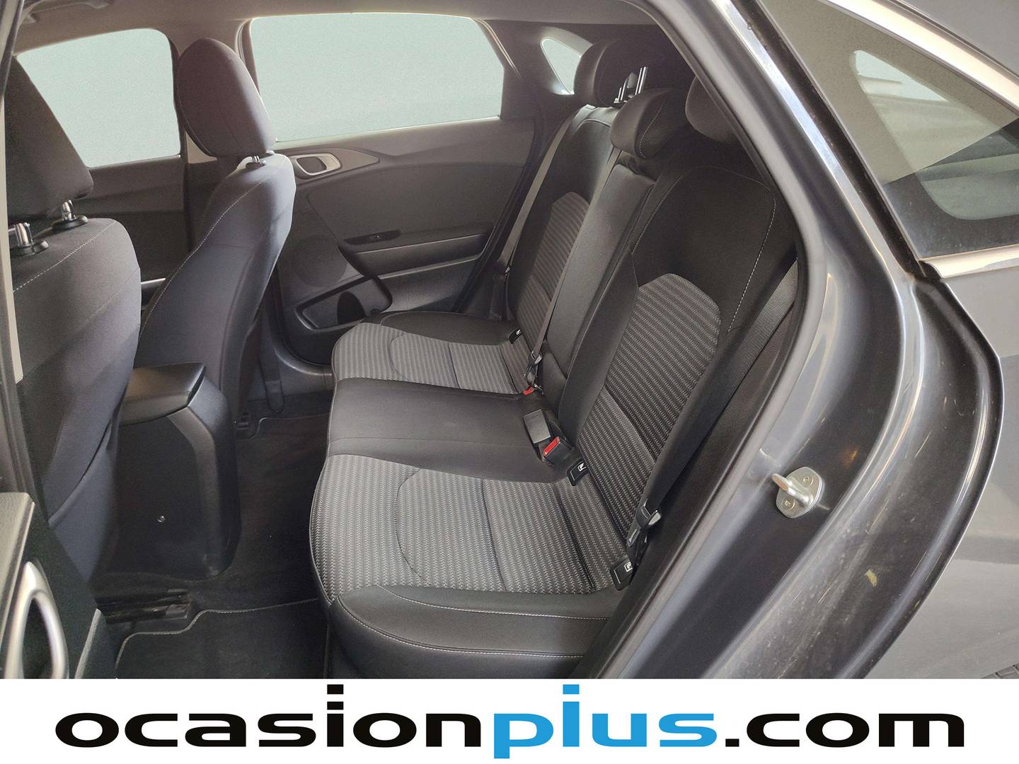 Foto asientos traseros KIA Ceed KIA Ceed 1.0 T-GDI Drive (100 CV)