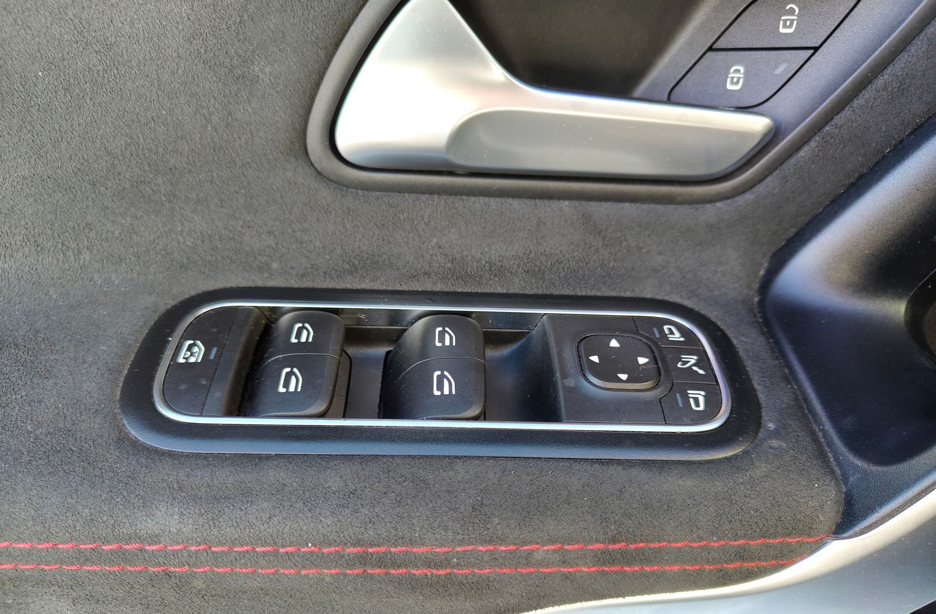 Mercedes-Benz Clase A 180 d Pack AMG - foto 40