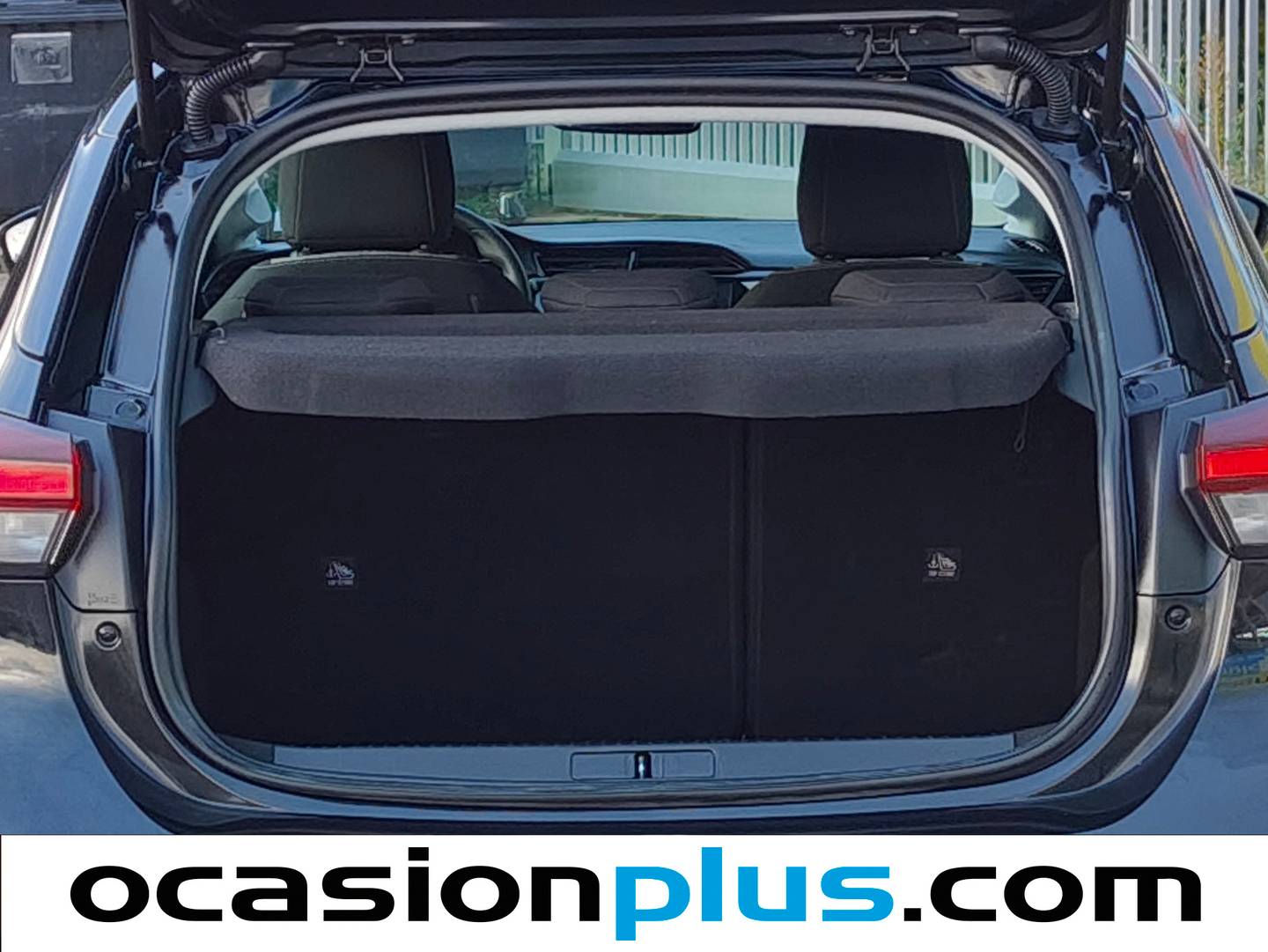 Fotos maletero Opel Corsa Opel Corsa 1.2 XEL Edition (75 CV)