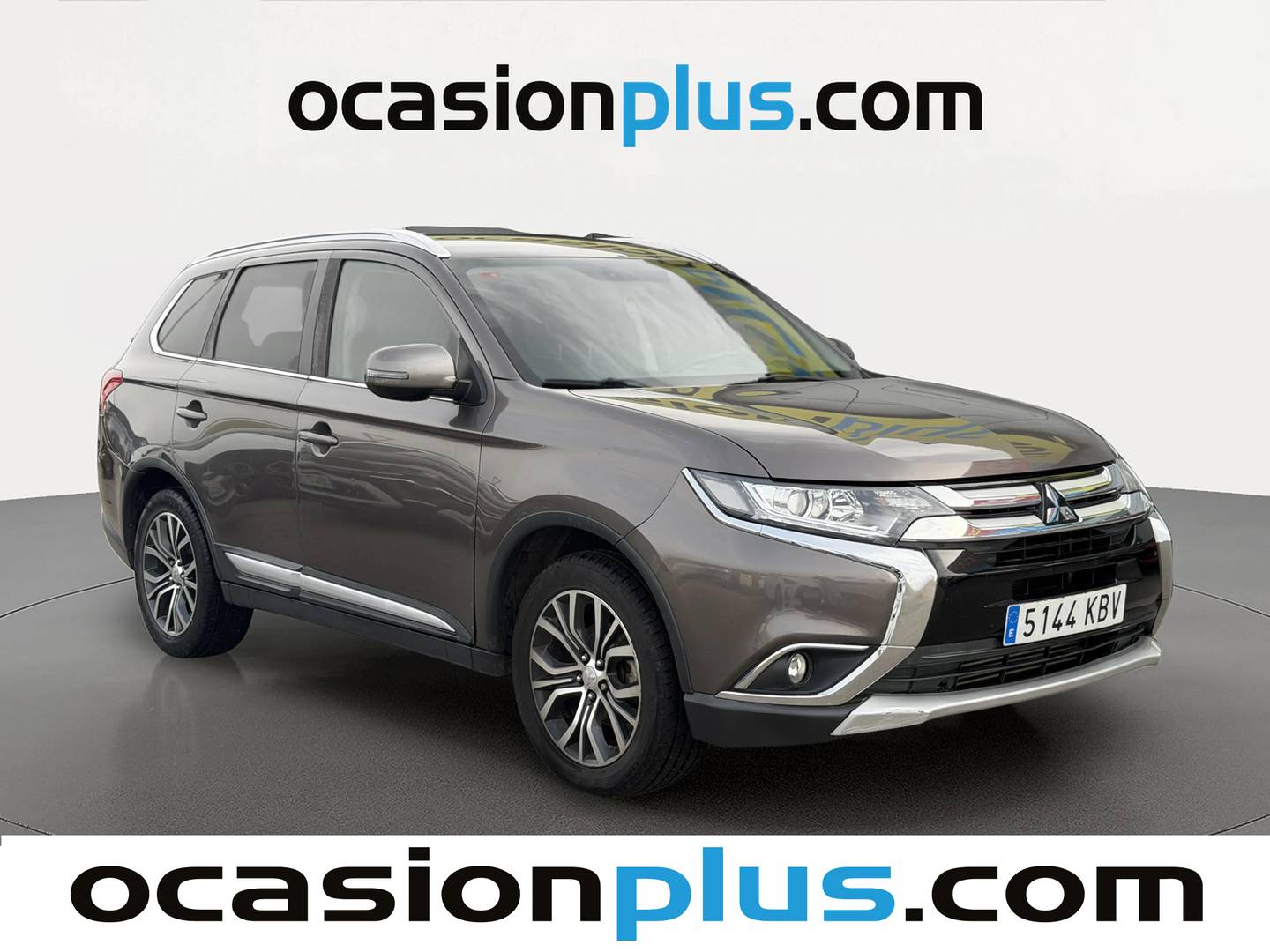 Foto delantera Mitsubishi Outlander Mitsubishi Outlander 220 DI-D Motion 2WD (150 CV) izquierda
