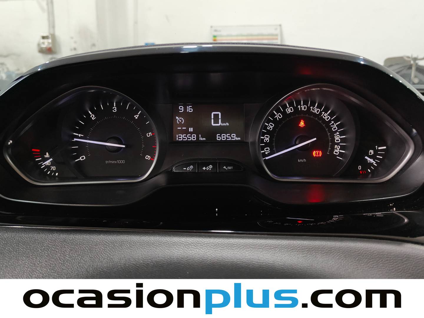 Peugeot 208 Peugeot 208 1.6 BlueHDi Access (75 CV) 2017